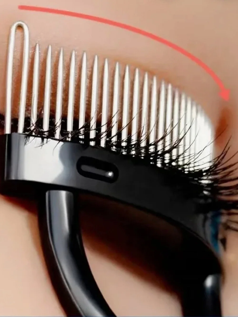 SASSY + CHICK COMB FOR PERFECT EYELASHES & EYEBROWS